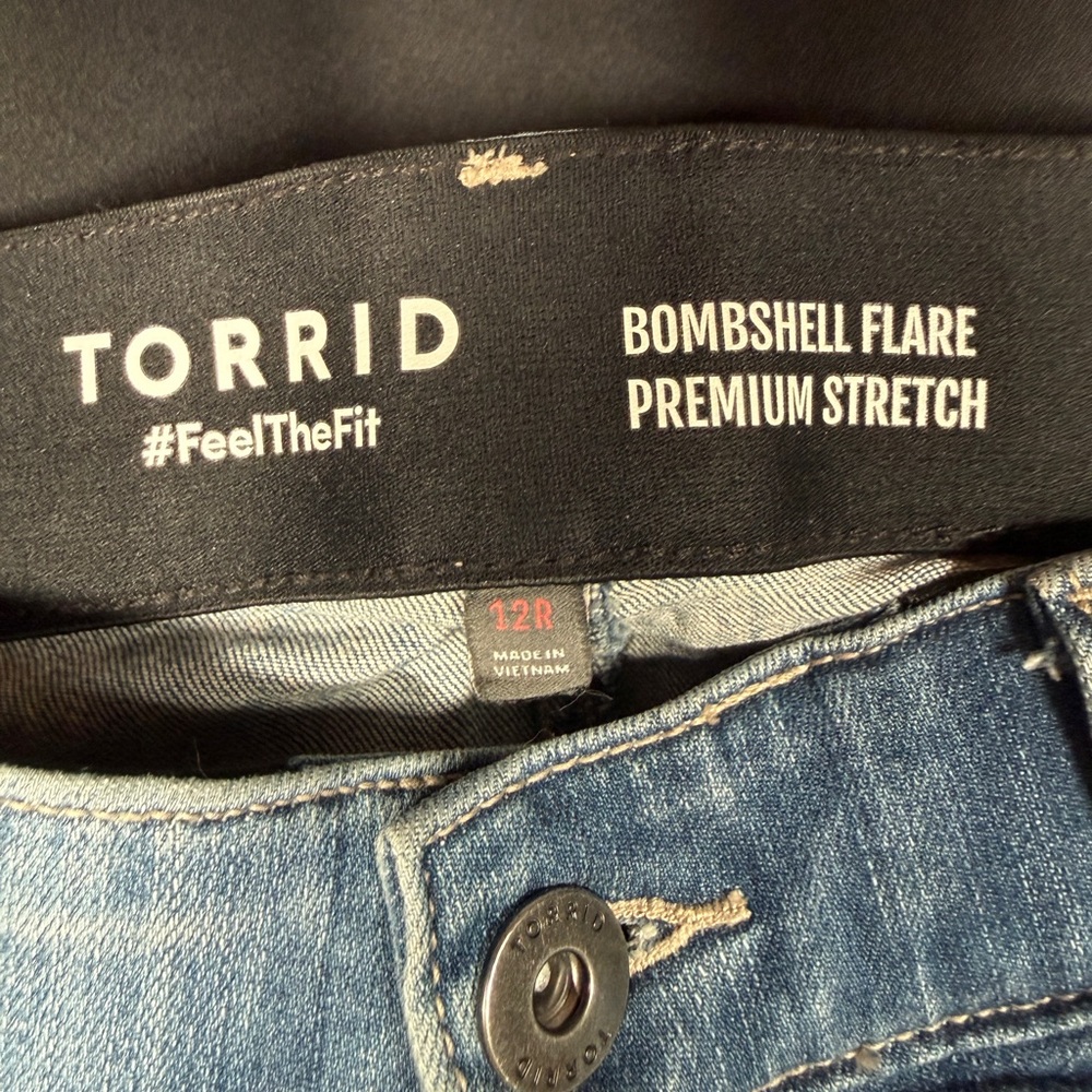 Torrid Light Blue Flare Jeans - Picture 4 of 4